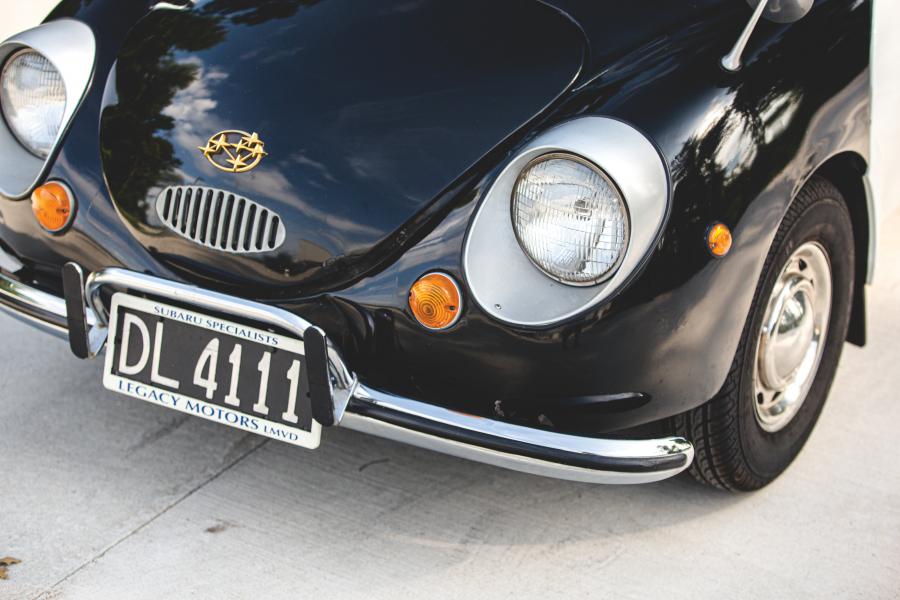 Детали экстерьера Subaru 360 Police Car 1970 года  (фото 16 из 39)